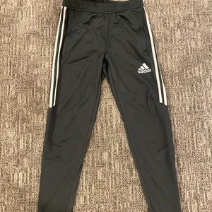 Adidas Training/Joggers